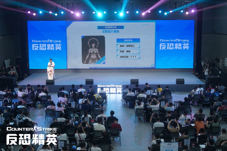 CSOL暑期传奇武器曝光,大灾变新地图决战道格拉斯